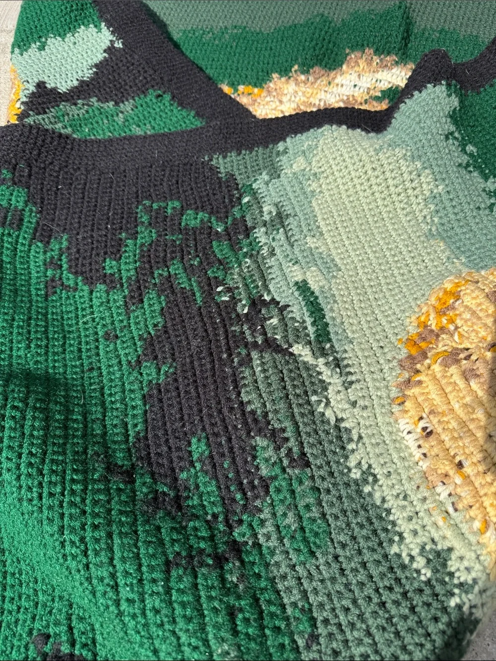 Hand Crafted GoldenRetriever  Dogs oversized Crochet Throw